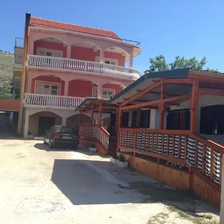 Apartment Apartments Alen Bacelic Grebastica